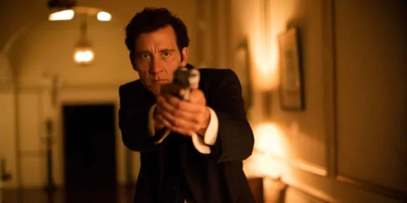Clive Owen en Anon