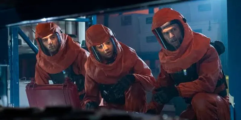 Escena de la serie Debris