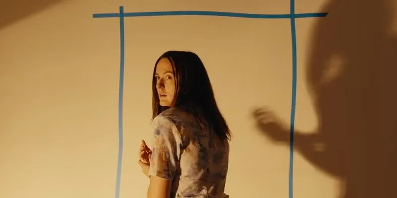 La protagonista femenina de Backrooms