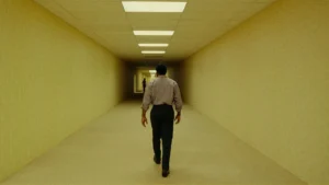 Backrooms (2026): experimentele horror